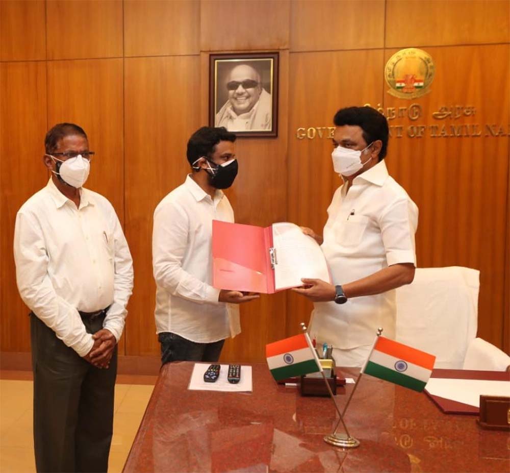 Abdul Ghani meets CM-1